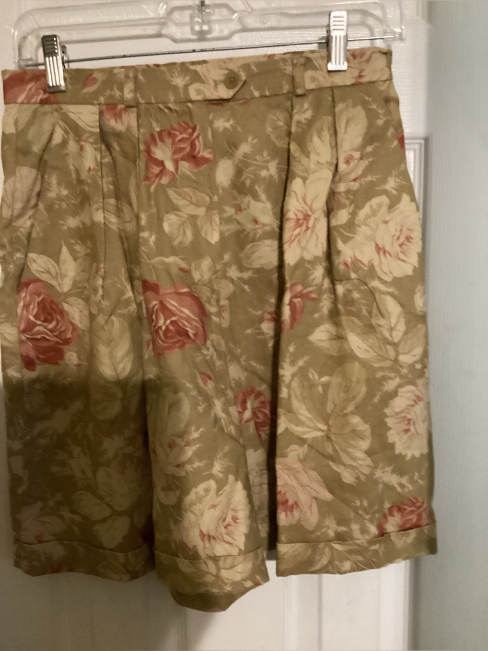 Lauren Ralph Lauren. linen shorts, size 6